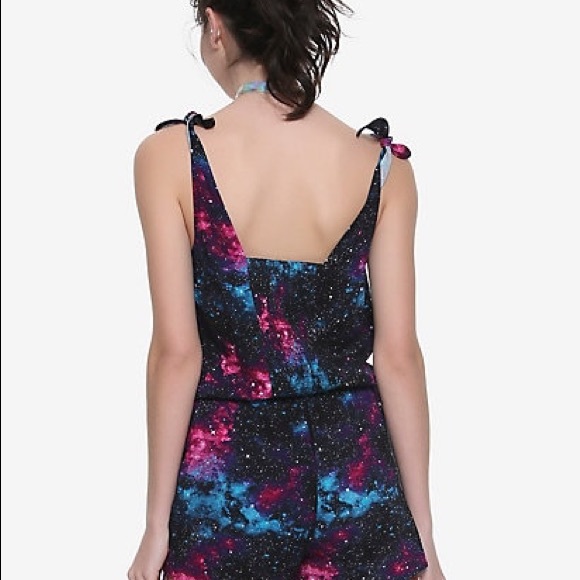 Galaxy Romper hot topic - Picture 2 of 2